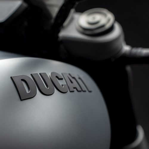 2021 Ducati XDiavel Gallery Image 1