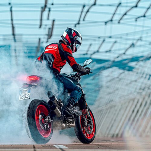2022 Ducati Monster Gallery Image 3