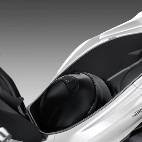 2021 Honda PCX Gallery Image 2