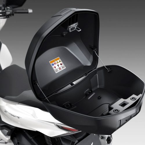 2021 Honda PCX Gallery Image 3