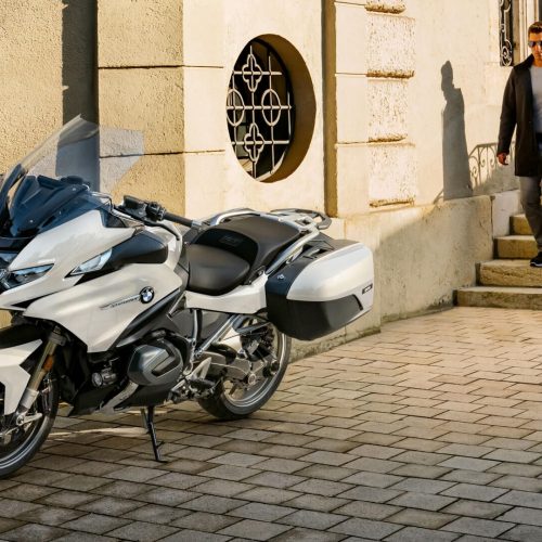 2023 BMW R 1250 RT Gallery Image 2