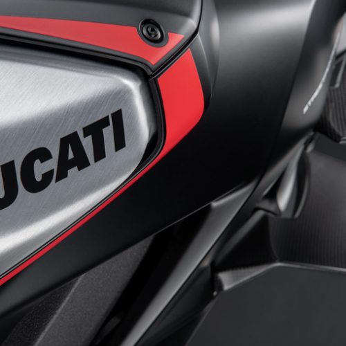 2022 Ducati Streetfighter V4 SP Gallery Image 1
