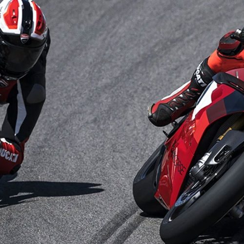 2023 Ducati Panigale V4 R Gallery Image 3