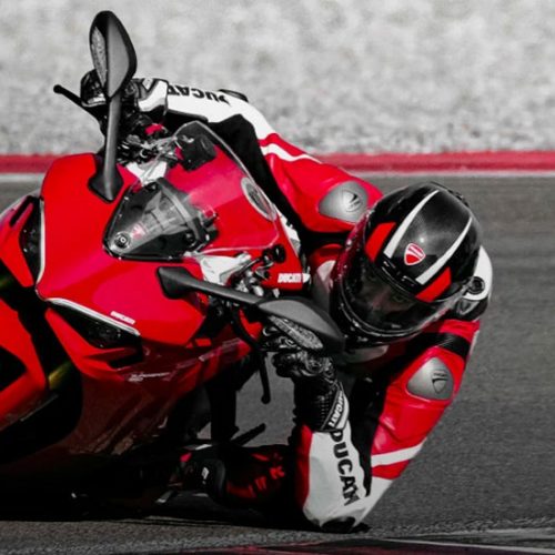 2023 Ducati SuperSport 950 Gallery Image 3