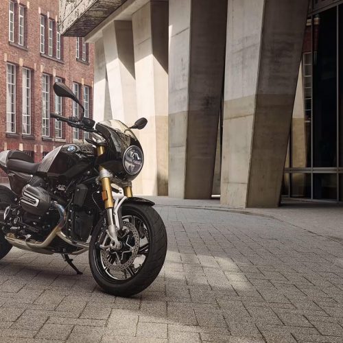 2025 BMW R 12 nineT Gallery Image 2