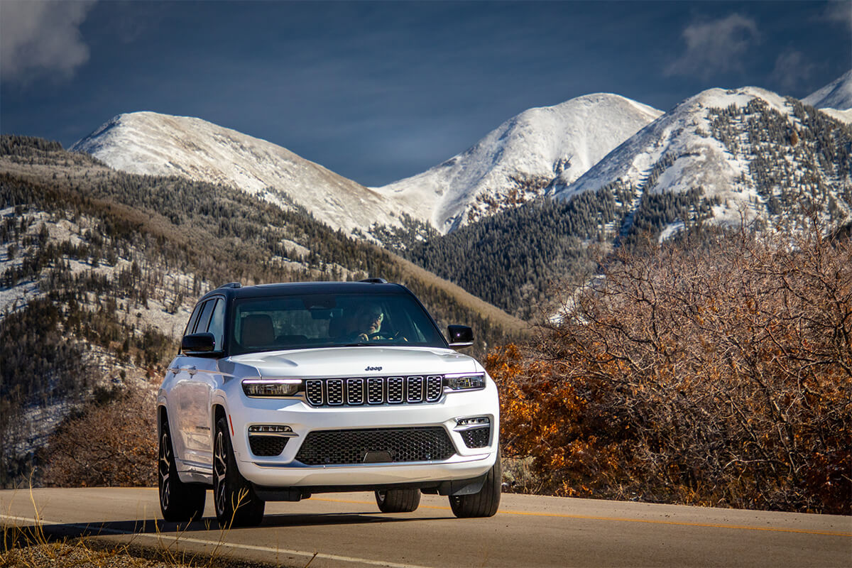 Jeep Grand Cherokee Image 1