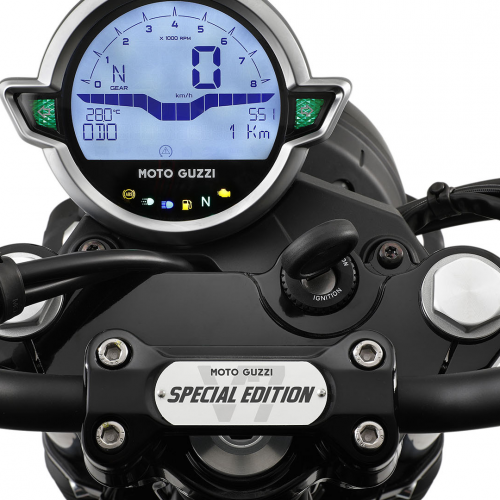 2022 MotoGuzzi V7 Special Edition Gallery Image 2