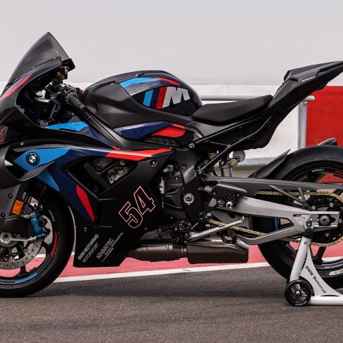 2025 BMW M 1000 RR Gallery Image 3