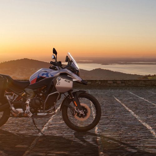 2025 BMW F 900 GS Adventure Gallery Image 2