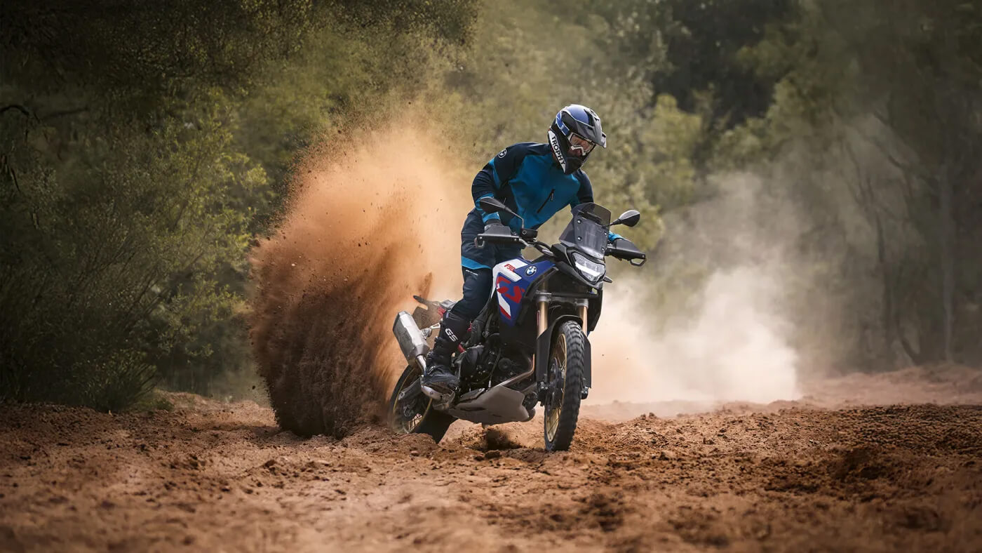 Get 2.9% APR financing or $500 off MSRP on 2025 G 310 R or G 310 GS